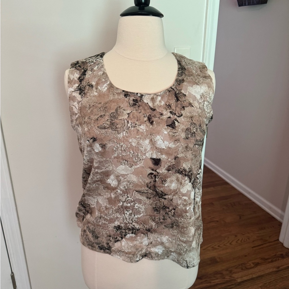 Chicos. Size 3(1X). Lace tank with built in shell. Brown and cream.
